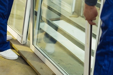 Commercial Glass Repair Technician in Palmetto Bay, FL